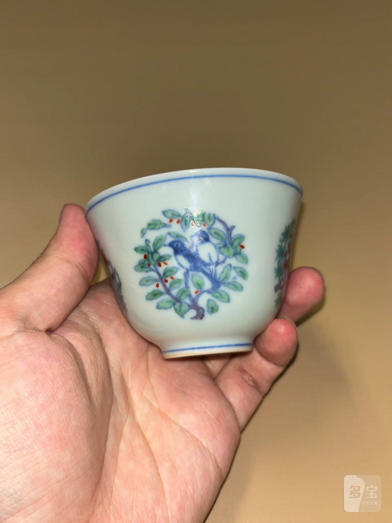 明成化 斗彩花鸟纹杯 - 图2